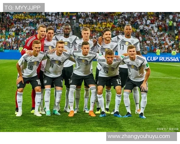 德国足球明星默的辉煌历程与对足球的深刻影响解析